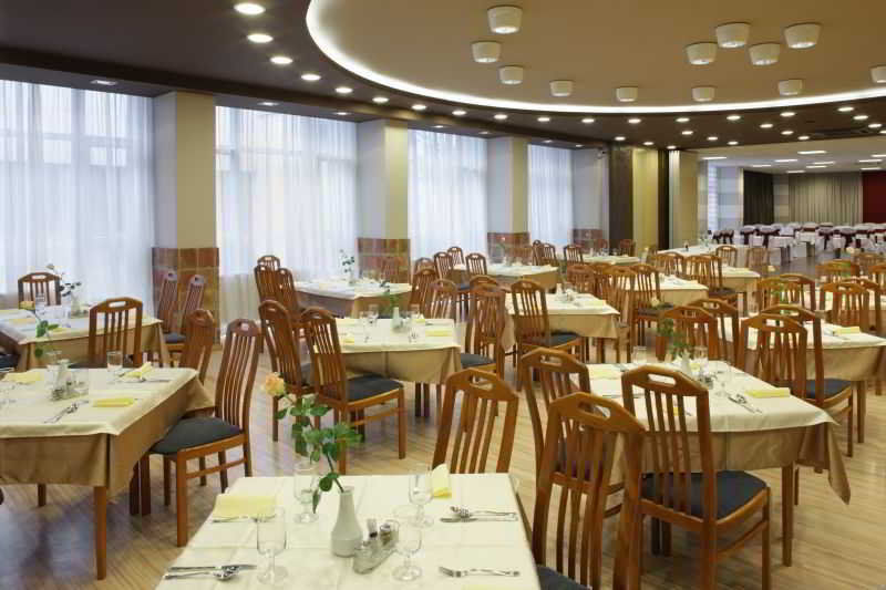 Hotel Laterum Pécs Exterior foto